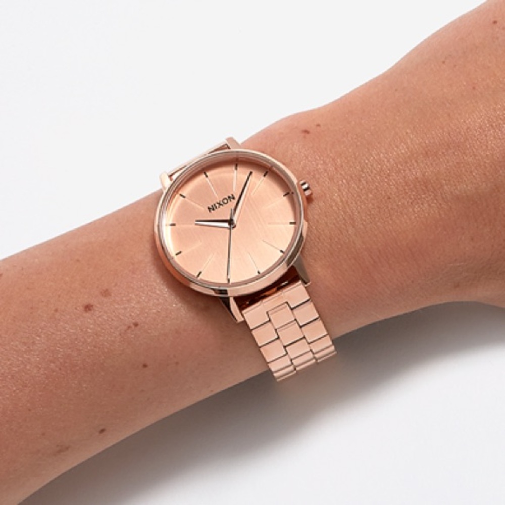 Nixon Kensington Watch – Rose Gold